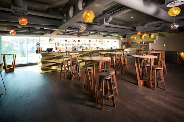 BLU Restaurant & Lounge | The best lake view