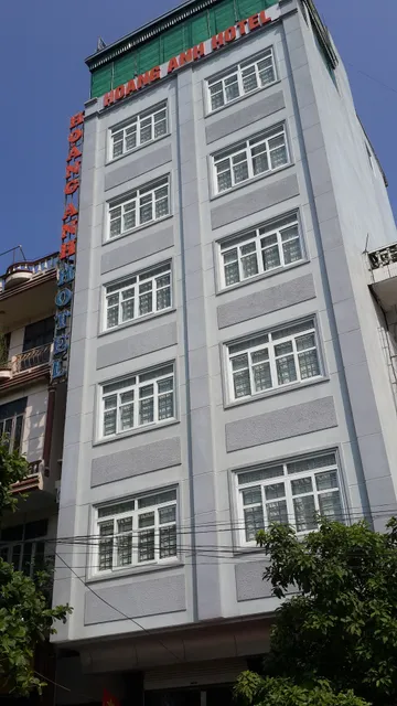 Khách Sạn Hoàng Anh