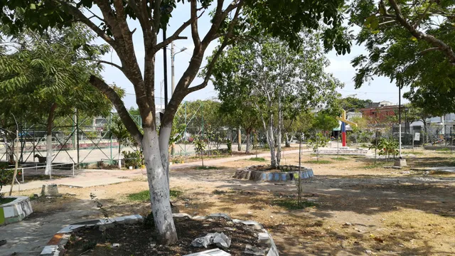 Urb. Simon Bolivar Park