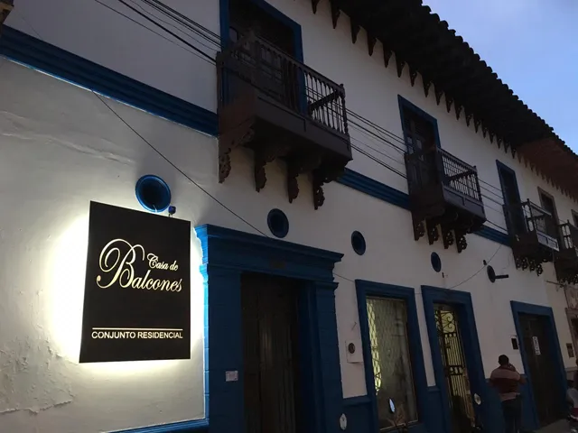 Casa de Balcones - Conjunto Residencial-Hotel