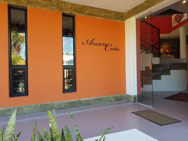 Absolute Castillo Guesthouse