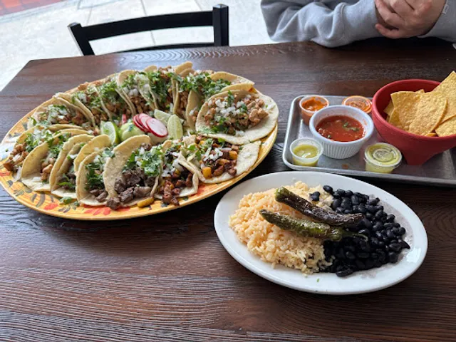 Bagel and Taqueria El Primo