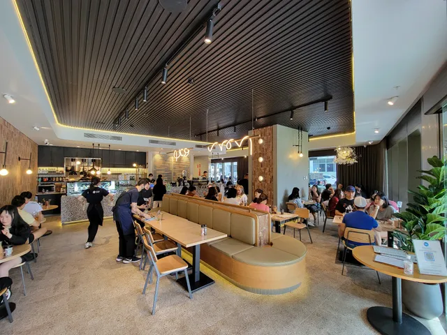 Leaf Cafe & Co Rhodes