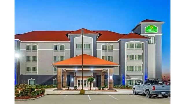 La Quinta Inn & Suites by Wyndham Gainesville