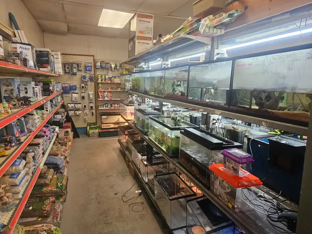 Simon's Farm & Home Center Inc