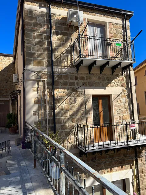 Dal Castello al Mare