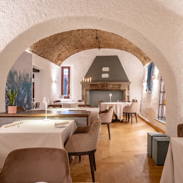 Porticciolo Restaurant