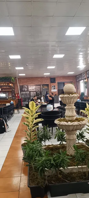 رستوران ارگ بازار