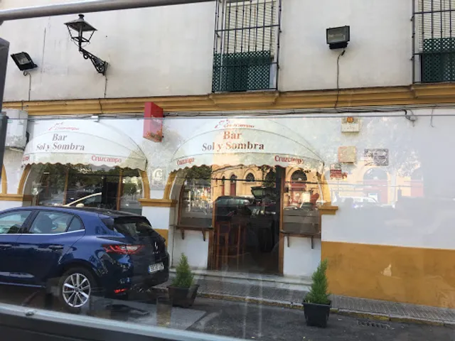 Sol y Sombra - Casa desde 1989