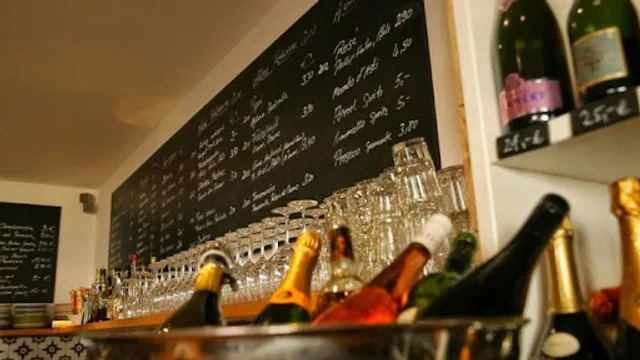 La Stanza Vinoteca e Bar