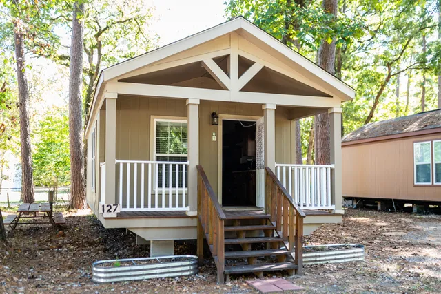 Crockett Lakefront Rv Resort & Marina