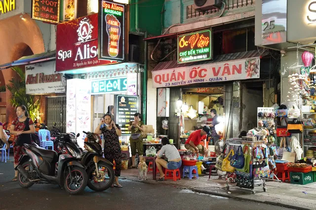 Quán Ốc Vân