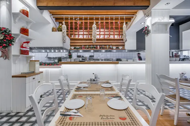 Biftekakia & Souvlakia