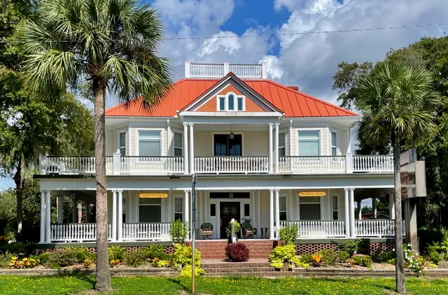 Majestic Jewel Inn of Apalachicola