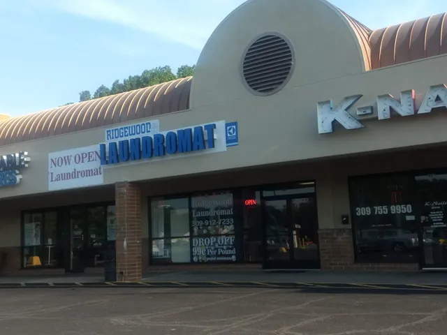 Ridgewood Shopping Center