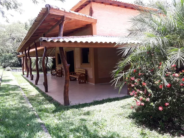 Pousada e Camping Claro Casa de Pedra