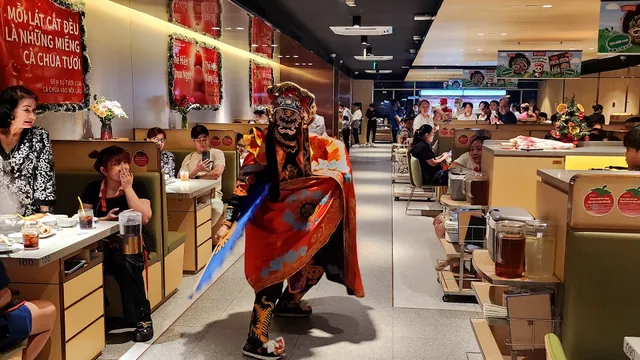 Haidilao Huoguo 海底捞火锅 Hung Vuong Plaza