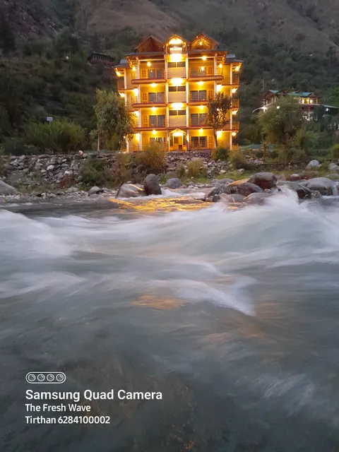 The Fresh Wave - A Riverside Hotel - Tirthan Valley (HP)