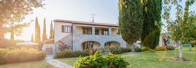 Poggio Aprico CASA vacanze APPARTAMENTI Piscina Giardino PARCHEGGIO a CAMPIGLIA MARITTIMA - Terme di Calidario e Venturina