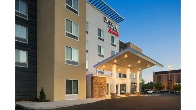 Fairfield by Marriott Inn & Suites Bristol