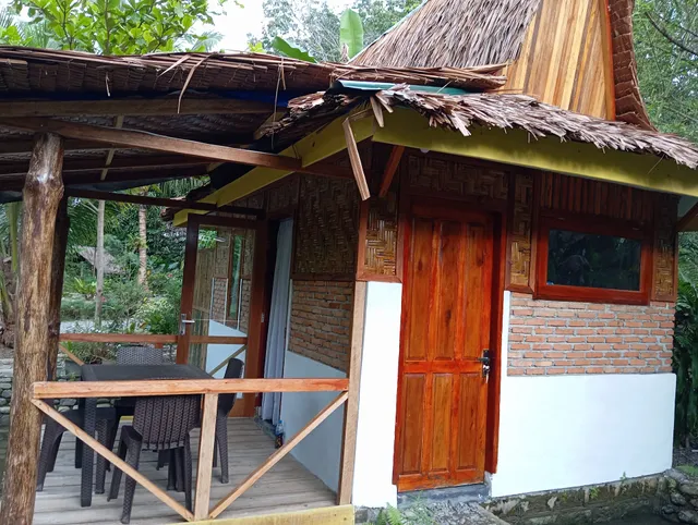 Magpie homestay & jungle trekking especially for guest trekking with us