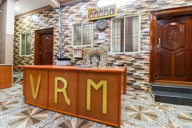 OYO Flagship 48488 Vrms Residency