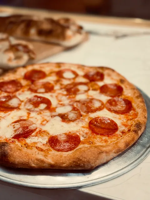 Astoria Park Pizza (Astoria Family)