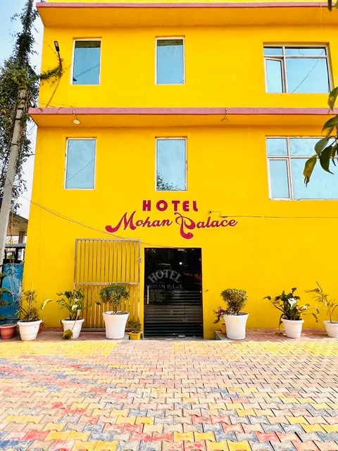 Hotel Mohan Palace