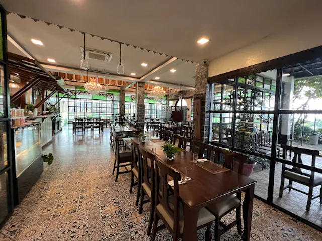 Concha's Garden Café - Silang