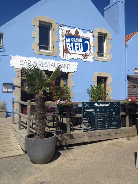 AU GRAND BLEU - Le Kerou