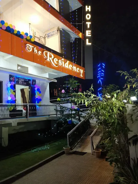 Hotel The Residency