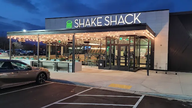 Shake Shack Brookfield