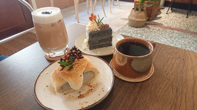 仨丘珈琲 Sachuu cafe