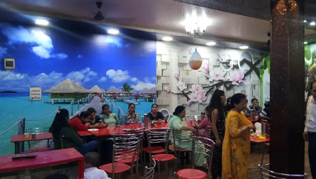 SAMRAT FAMILY Restaurant