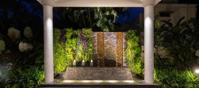 The Grand Magrath Hotel