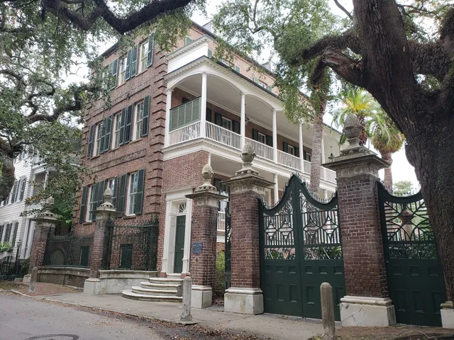 Simmons-Edwards House
