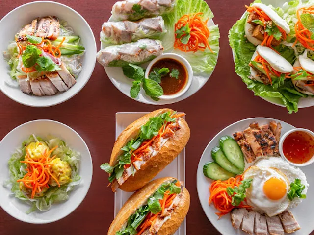 Roll To Go - Melrose Park