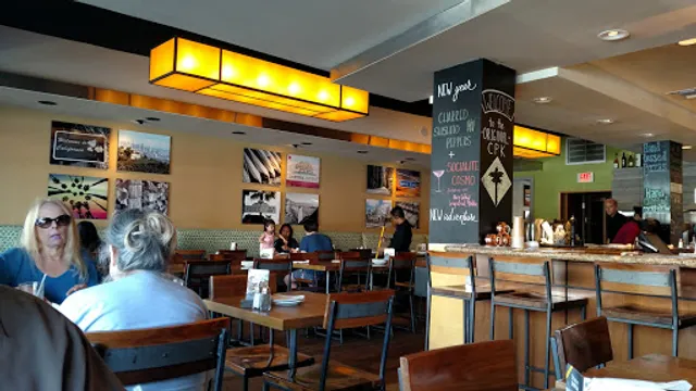 California Pizza Kitchen at Burbank