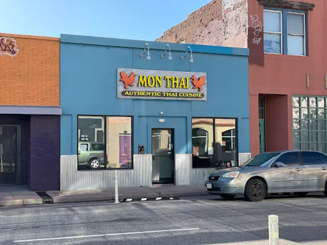 Mon Thai Santa Fe