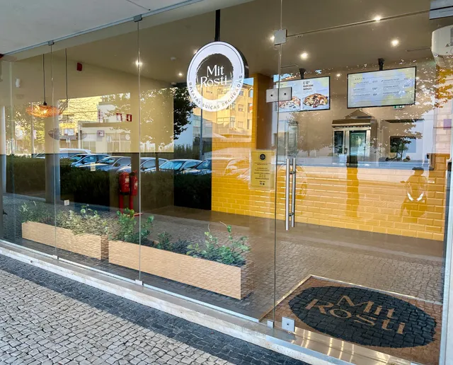 Mit Rösti - Batatas Suíças Recheadas | Takeaway e Delivery