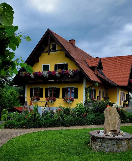 Weingut und Buschenschank Fellner