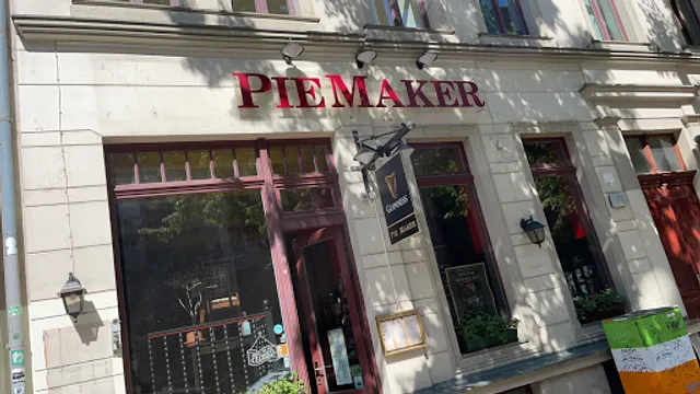 Pie Maker Irish Pub