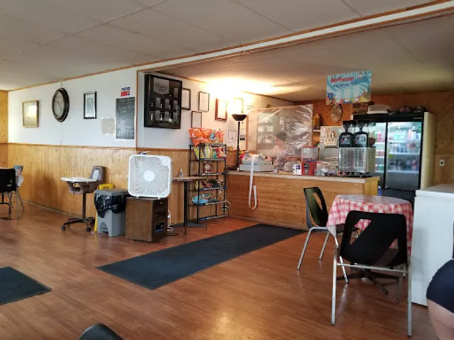 Lisa's Roadside Restaurant