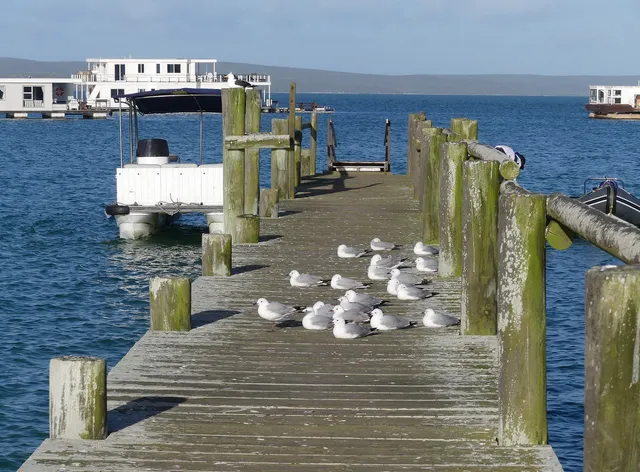 Kraalbaai Lifestyle House Boats