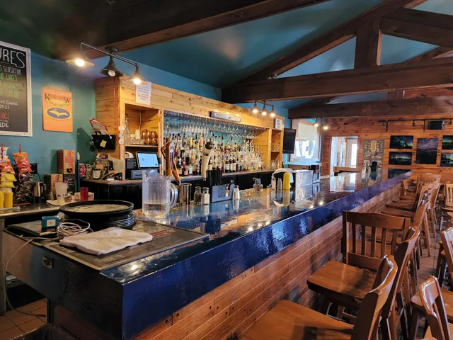 Lake Effect Bar and Grill