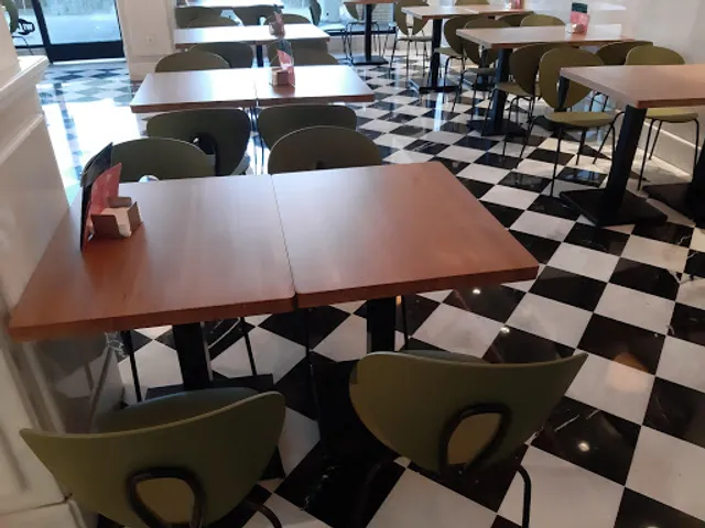 Restaurante Cafetería Nina