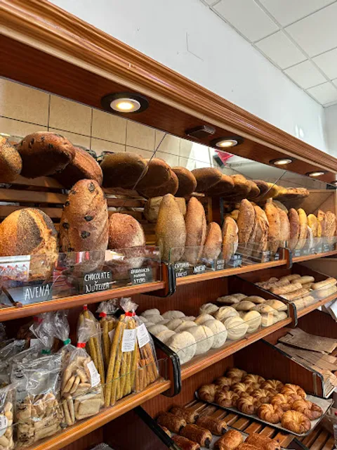 Panaderia Pasteleria De Arcos