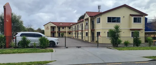New Castle Motor Lodge
