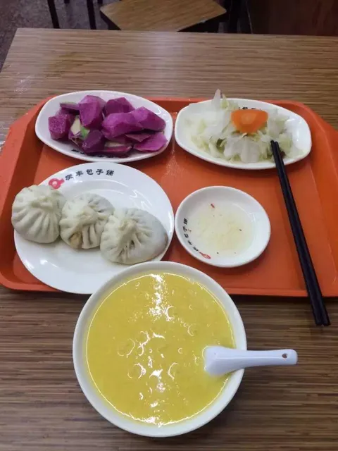 Qing-Feng Steamed Dumpling Shop