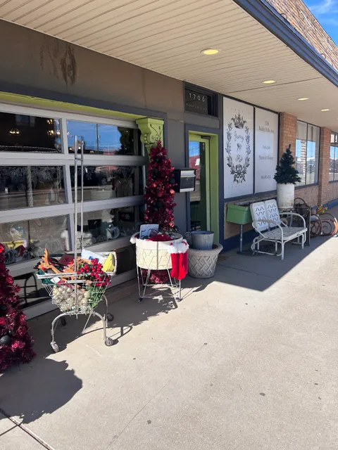 Lubbock Fancy Flea & Company